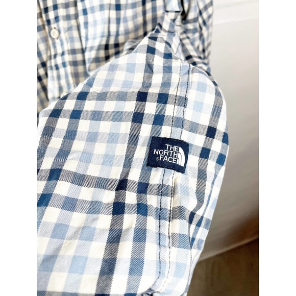 The North Face Plaid Button Up Size M - Picture 2 of 5